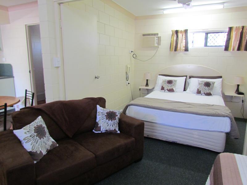 Ayr Max Motel Exterior photo